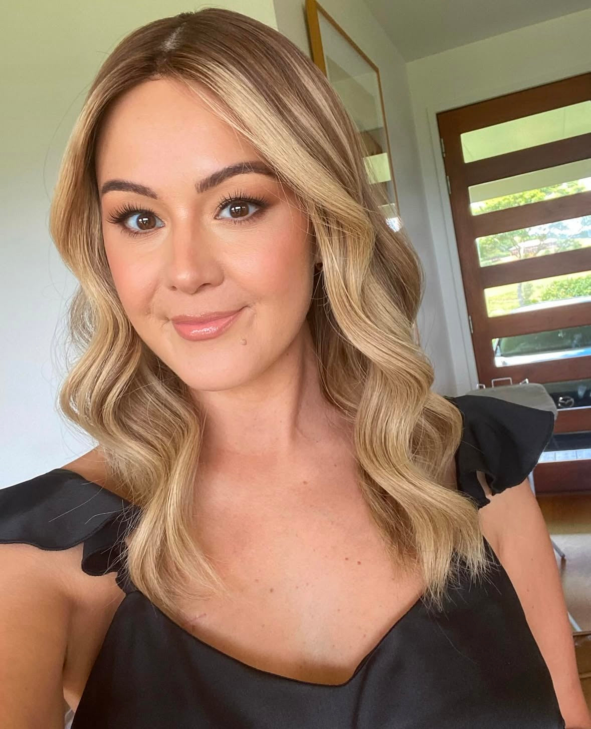 18" Premium Remy Human Hair Wig - Ultra Light Density - The ROXY