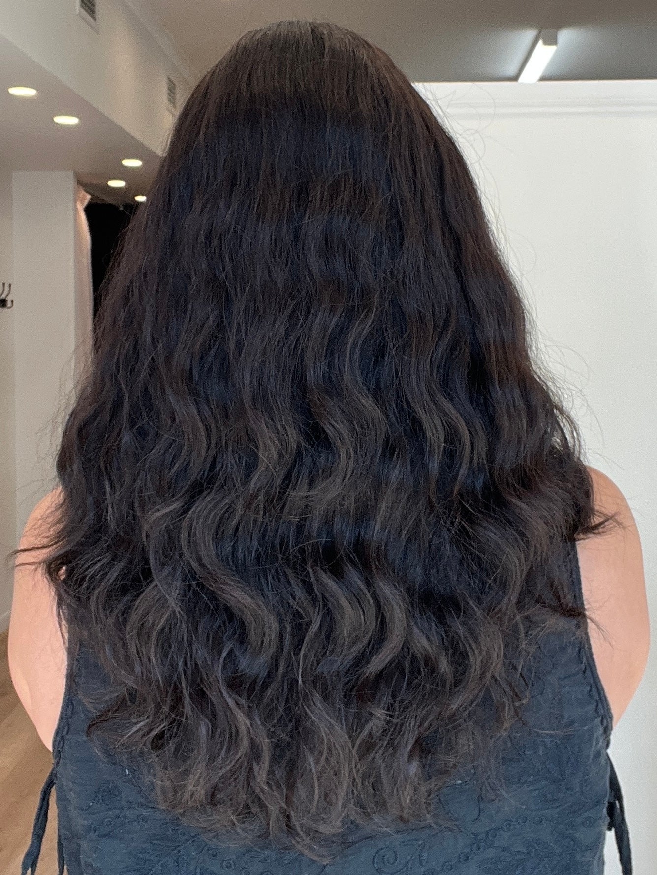 22" Premium Remy Human Hair Wig - Naturally Wavy - Soft Black